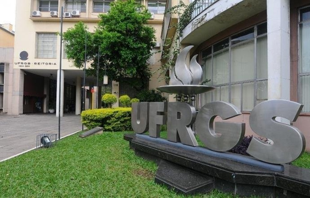 Ir para  <p>O Minist&eacute;rio da Educa&ccedil;&atilde;o (MEC) divulgou nesta segunda-feira as avalia&ccedil;&otilde;es das institui&ccedil;&otilde;es de educa&ccedil;&atilde;o superior do Brasil e a Universidade...